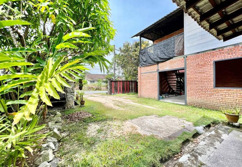 Taman Sri Raya, Batu 9