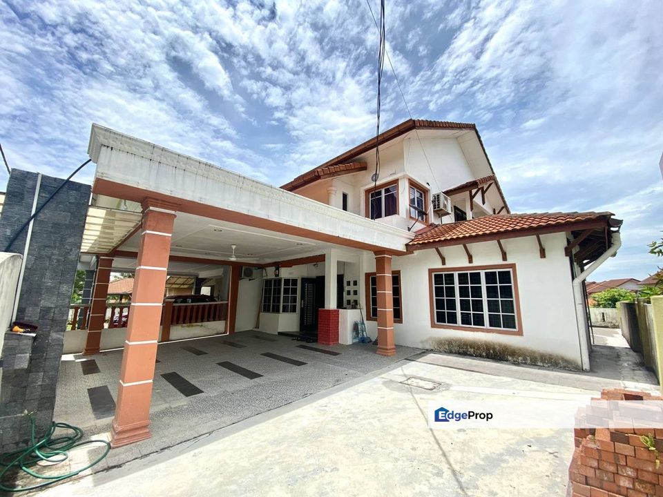 Lavenda Nilai Impian, 2 Storey Semi-D House For Sale, Fully Renovated Facing Open, Negeri Sembilan, Nilai