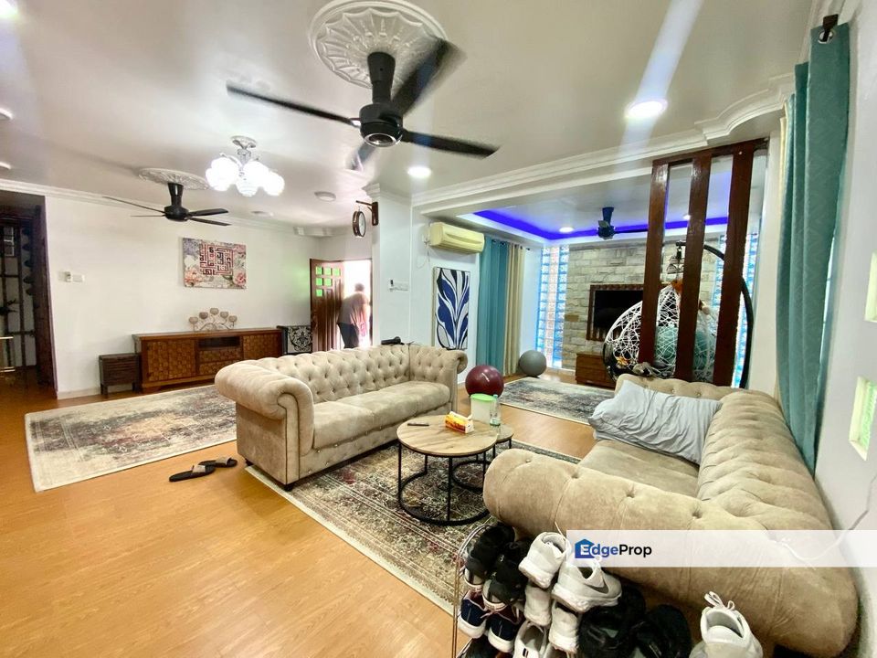 Lavenda Nilai Impian, 2 Storey Semi-D House For Sale, Fully Renovated Facing Open, Negeri Sembilan, Nilai