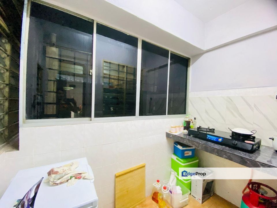 Bandar Seri Putra Bangi, Vista Seri Putra Apartment For Sale, Full Loan, Selangor, Bangi