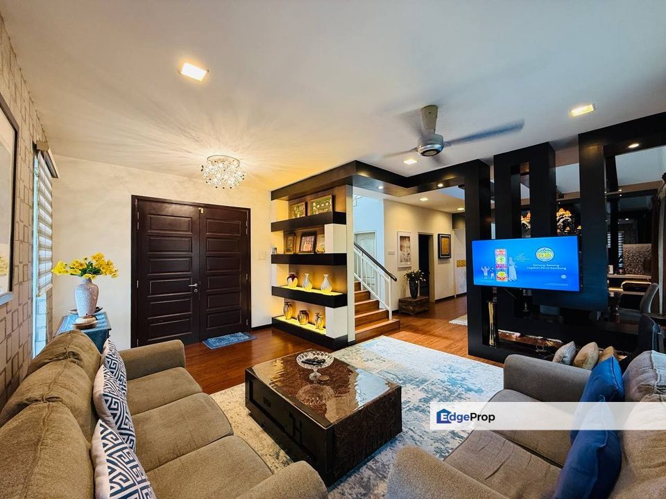 Bandar Seri Putra Bangi, 2 Storey Semi-D House For Sale, Fully Renovated, Selangor, Bangi