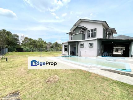 Taman Ixora Sepang, 2 Storey Bungalow House For Sale, Spacious Land, Selangor, Sepang