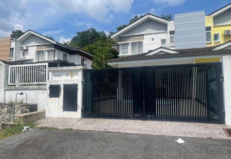 Taman Tasik Semenyih (Lake Residence)