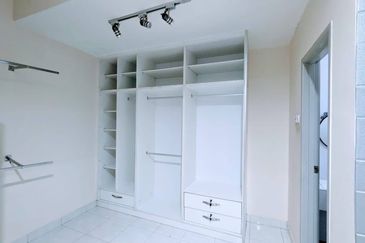 Taman Tasik Semenyih (Lake Residence)