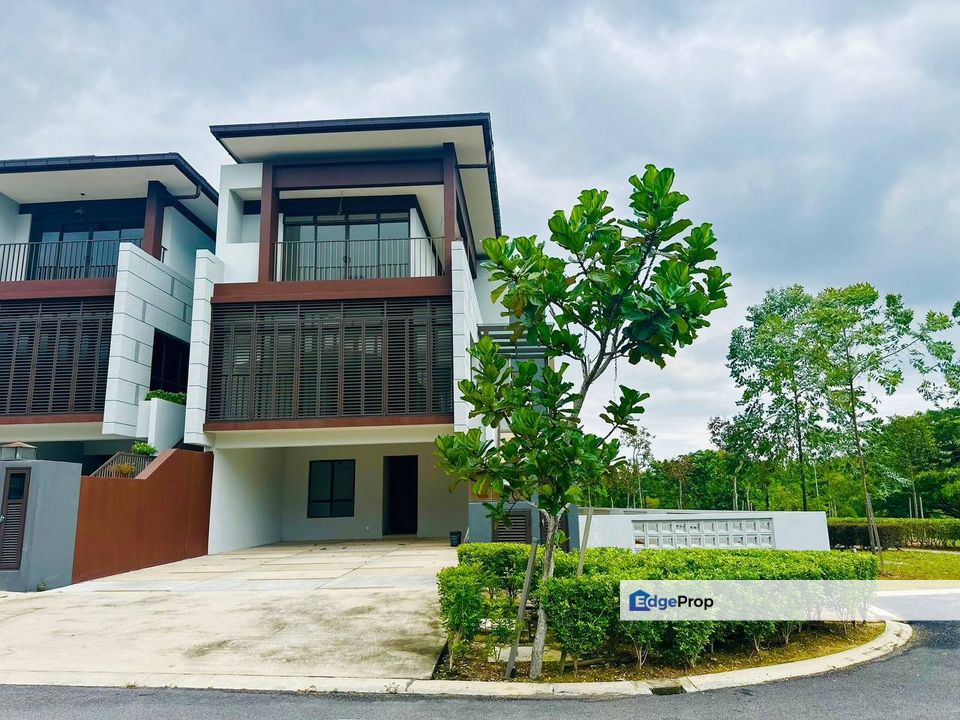 The Mulia Residence Cyberjaya, 3 Storey Endlot House For Sale, Endlot Garden Unit, Selangor, Cyberjaya