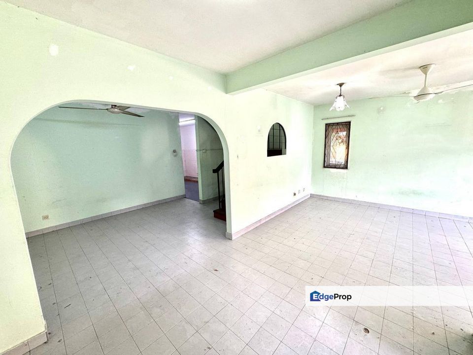 SS7 Kelana Jaya, 2 Storey Endlot House For Sale, Good Condition, Selangor, Petaling Jaya