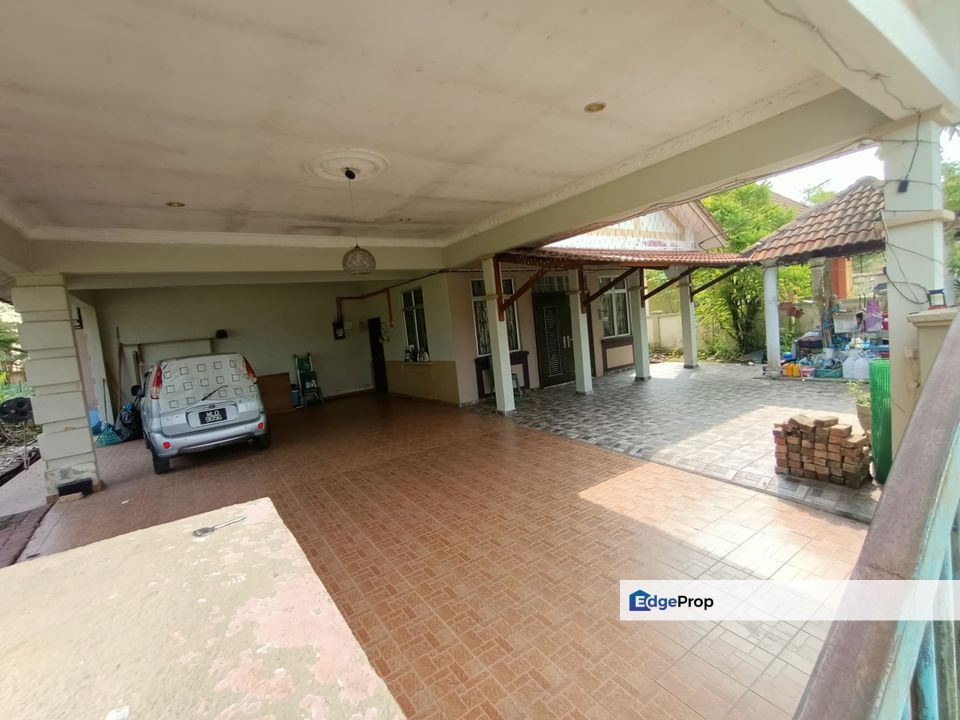 Desa Pinggiran Putra, 1 Storey Bungalow House For Sale, Near Putrajaya, Selangor, Kajang