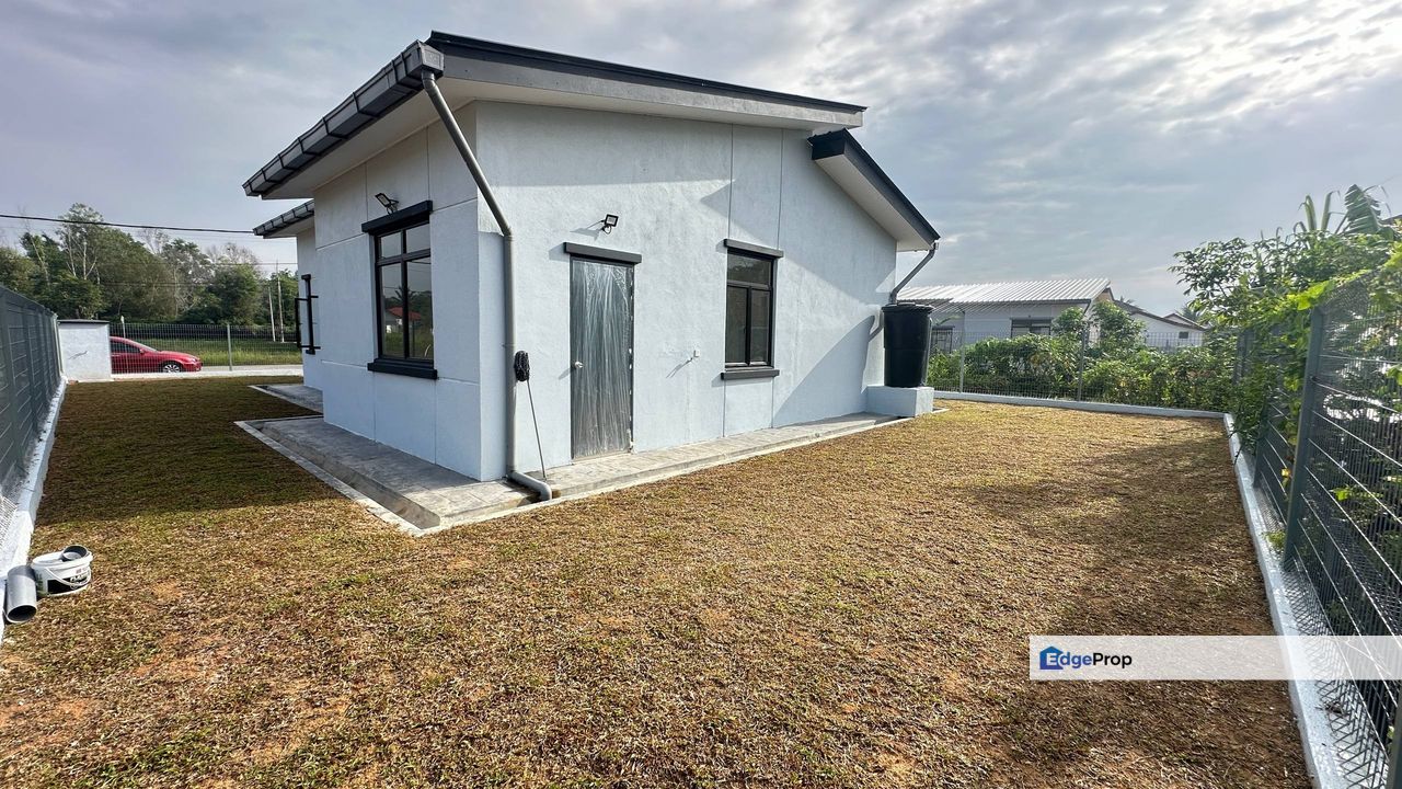 Mahkota Hills Lenggeng, 1 Storey Bungalow House For Sale, Like New, Negeri Sembilan, Lenggeng