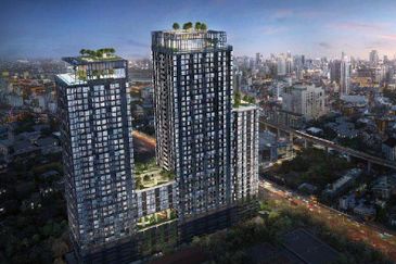 Cash Rebate Up to 2xxk [ Airbnb Help Manage ] Short Work to Public Transport FREEHOLD Condo