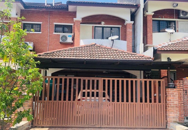 SL7, Bandar Sungai Long