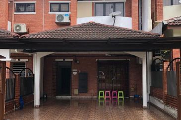 SL7, Bandar Sungai Long