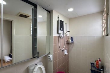 Penaga @ Taman Raintree