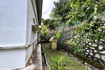 Taman Tasik Semenyih (Lake Residence)