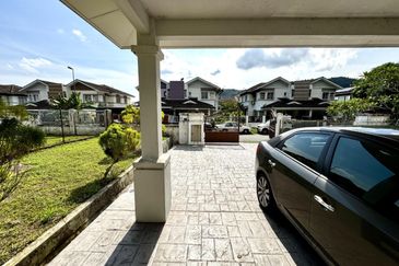 Taman Tasik Semenyih (Lake Residence)
