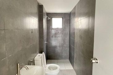 LSH33 ( Laman Seri Harmoni )