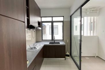 LSH33 ( Laman Seri Harmoni )