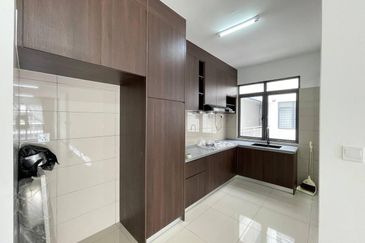 LSH33 ( Laman Seri Harmoni )