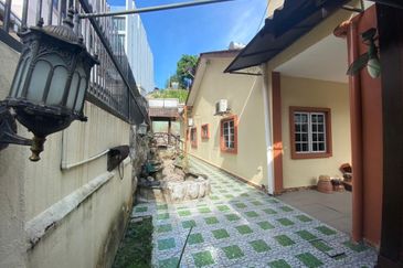 Wangsa Ukay Bungalow