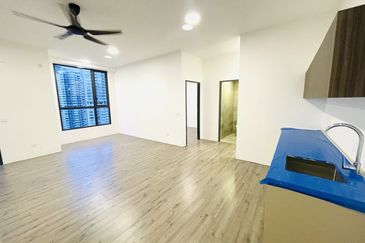 Henna Residence @ The Quartz