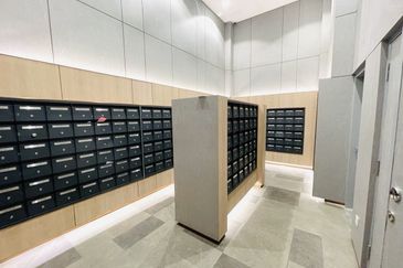 Henna Residence @ The Quartz