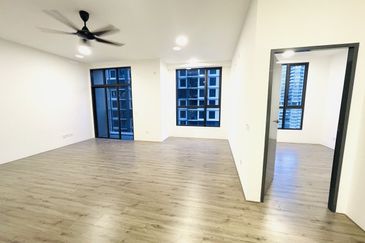 Henna Residence @ The Quartz