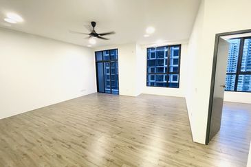 Henna Residence @ The Quartz