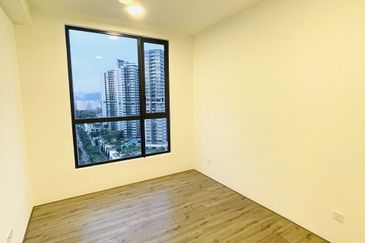 Henna Residence @ The Quartz