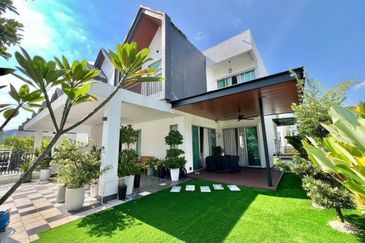 Ebonylane @ Eco Forest