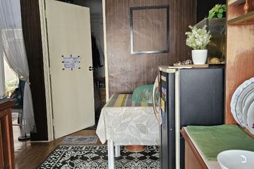 Cemerlang Apartments