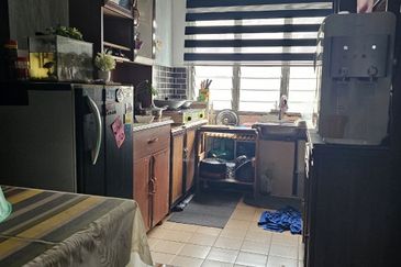 Cemerlang Apartments