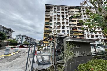 Dahlia Apartment, Pandan Indah