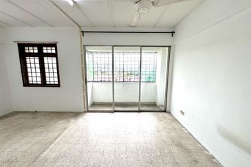 Dahlia Apartment, Pandan Indah