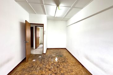 Dahlia Apartment, Pandan Indah