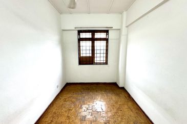 Dahlia Apartment, Pandan Indah