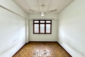 Dahlia Apartment, Pandan Indah