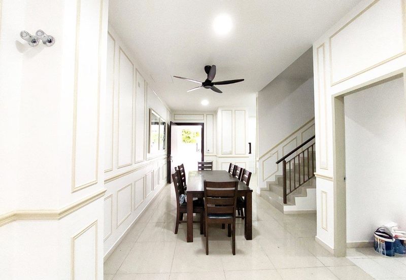 Setia Warisan Tropika (Belladonna)