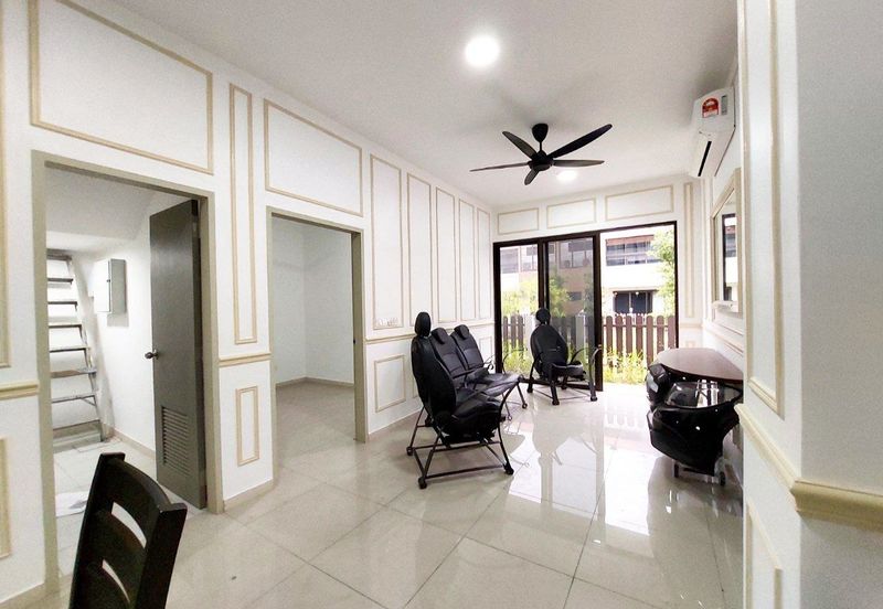 Setia Warisan Tropika (Belladonna)