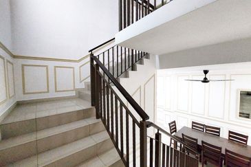 Setia Warisan Tropika (Belladonna)