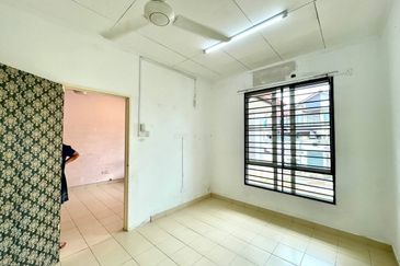 Jalan Makyong, Bandar Bukit Raja