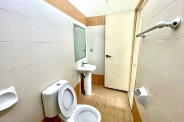 Jalan Makyong, Bandar Bukit Raja