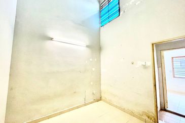 Jalan Makyong, Bandar Bukit Raja