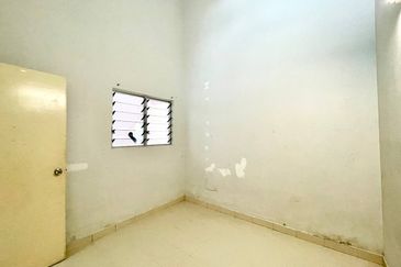 Jalan Makyong, Bandar Bukit Raja