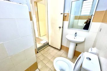 Jalan Makyong, Bandar Bukit Raja