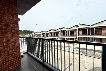 Keruing Residen (m3 Residence)