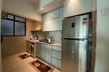 Residensi Zamrud (Zamrud Residensi)