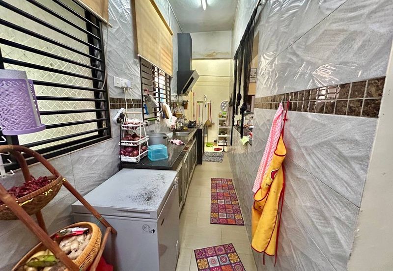 Jalan Ukay Perdana 4/2