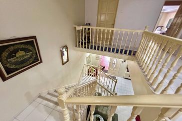 Jalan Ukay Perdana 4/2