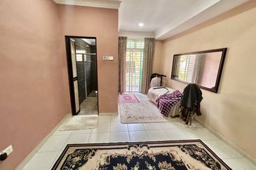 Jalan Ukay Perdana 4/2