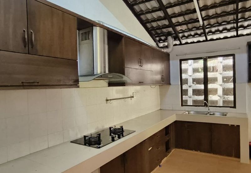 KGSAAS Golf Club, Seksyen 13