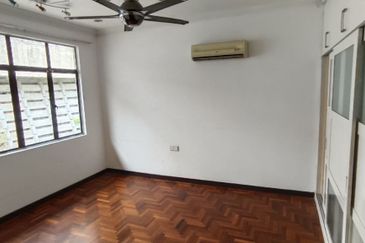 KGSAAS Golf Club, Seksyen 13